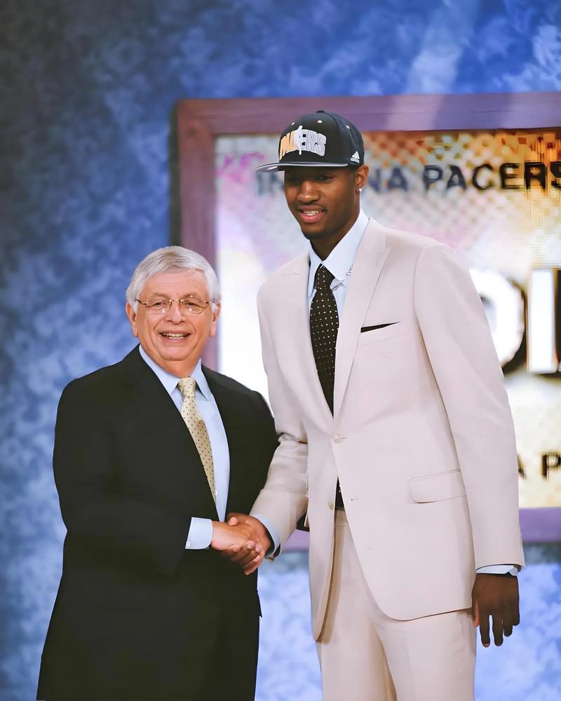 意天空：埃尔莫索伤愈复出，预计将在罗马对阵那不勒斯时首发