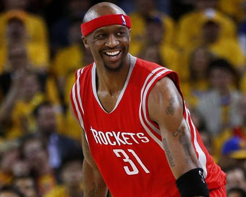 瘫痪18年汤淼现状：母亲妻子早已改嫁，女儿已8岁，郎平多次探望