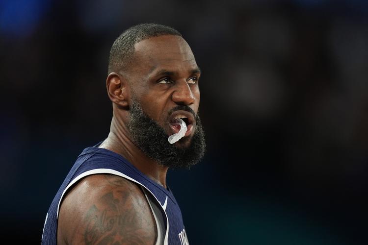 哈兰德26岁之前欧冠已打入54球，仅次于梅西