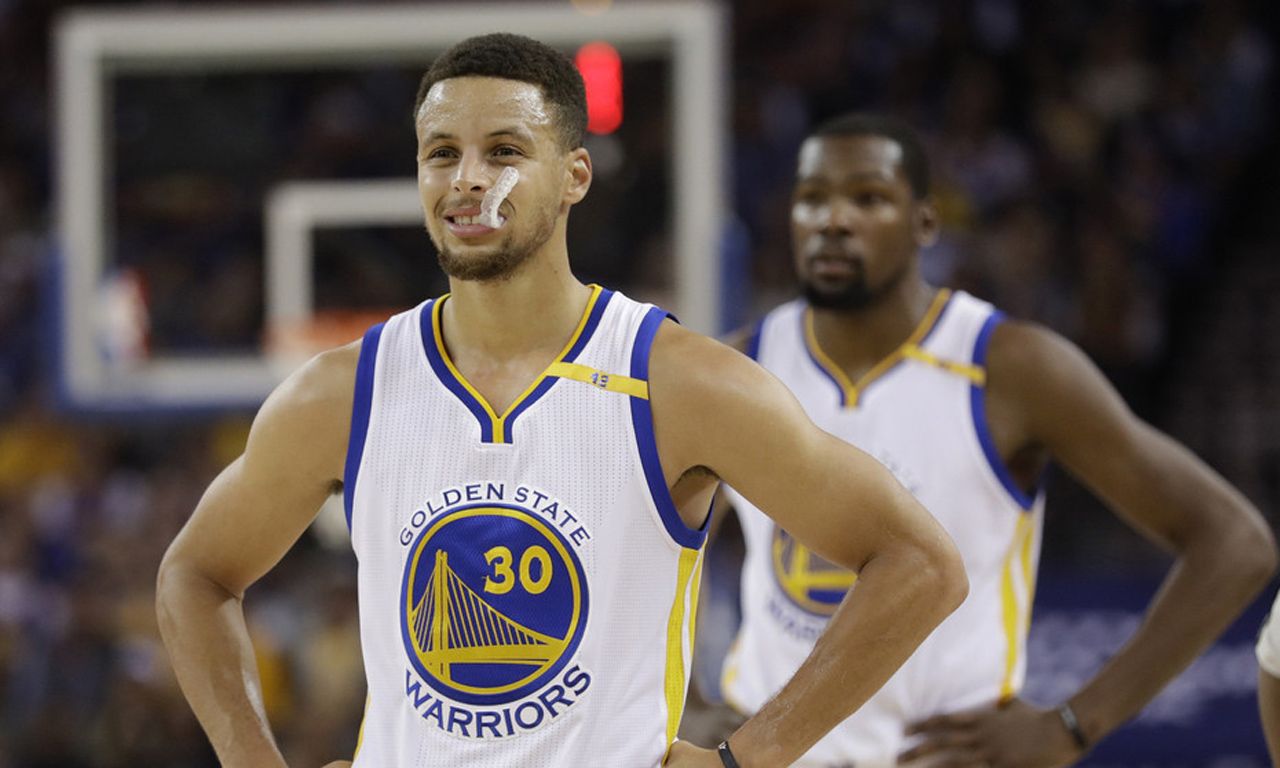 卡塔尔主场优势明显