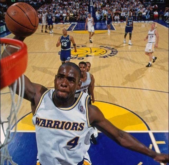 球星单节爆砍20分