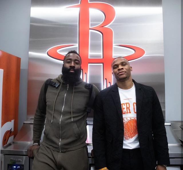 哥伦比亚主帅：梅西只要还踢球就是世界最佳，其余只能争二三