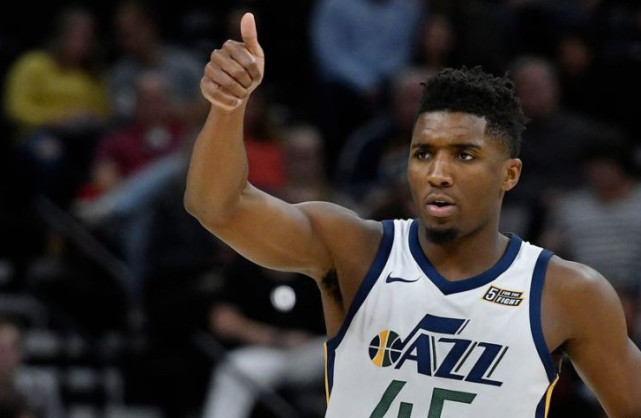 萨利巴：海因策帮了我们很多，他与我们的交流非常多