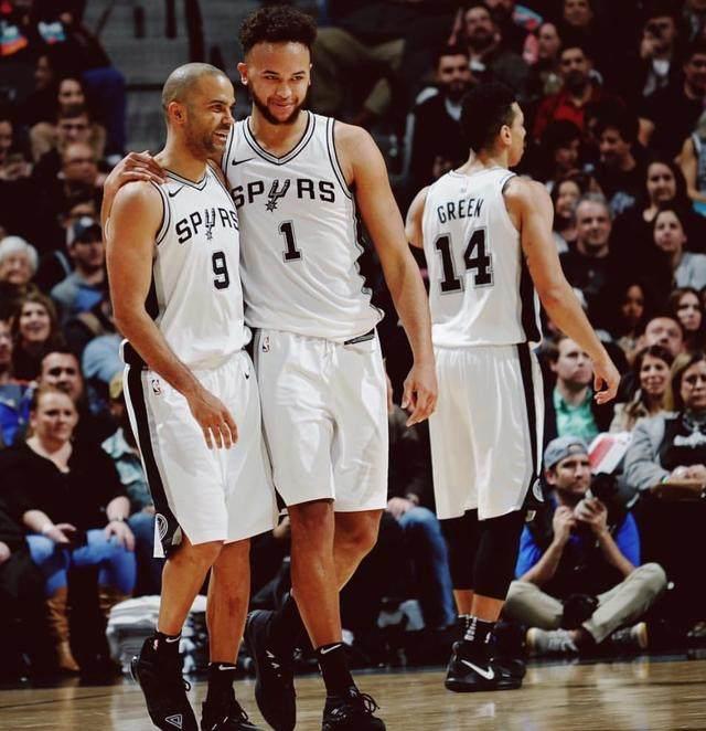 唯一板凳球员！克雷伊奇本赛季多次单场命中7+三分